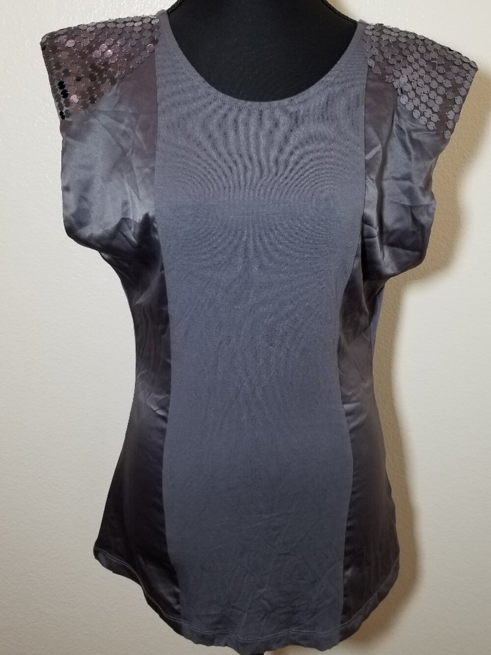 Vintage Y2K Walter Baker Gray Top Small Sequins Satin‎ Accent Grunge Retro